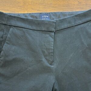 J.Crew Kelsey Pant
21” long 
Light flare to crop 
Front pockets
Classic style